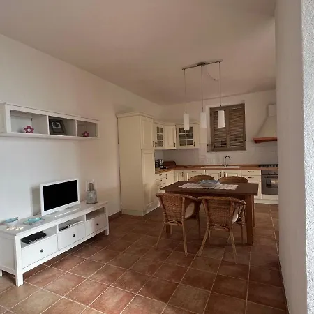 Panorama Mare E Monti Apartment *